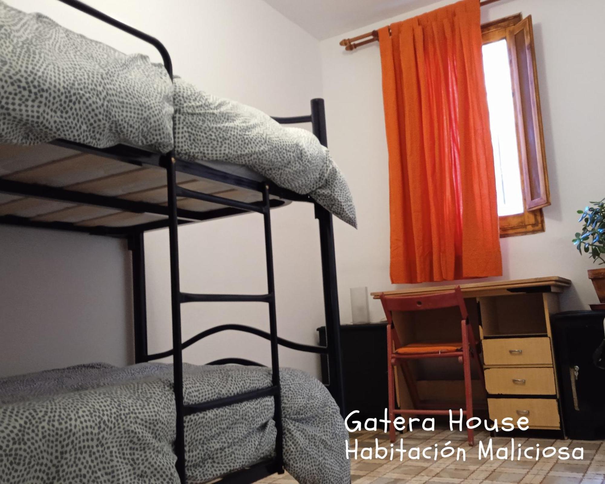 Albergue Gatera House Cercedilla Esterno foto